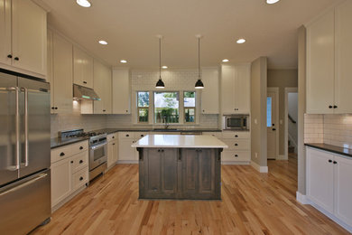 Arts and crafts kitchen photo in Portland