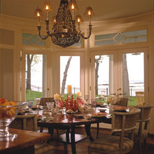 round diningroom table