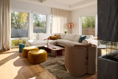 Example of a 1950s living room design in Chicago