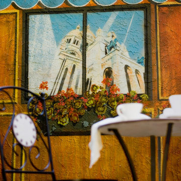the Vianson exterior garden mural and pergola