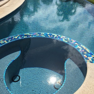 Florida Residence Waterline, Step markers, and Spa