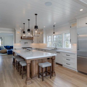 Elm Grove Elegance: A Kitchen Built for Family and Conversation