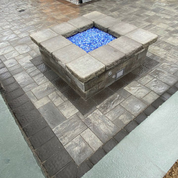 Port Washington Cambridge Paver Patio with Firepit - NY 11050