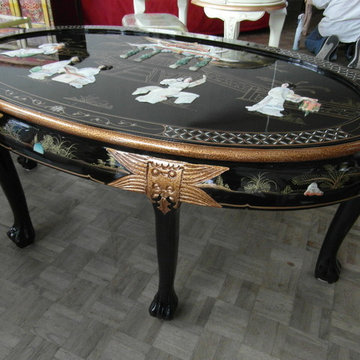 Table chinois laquée ovale