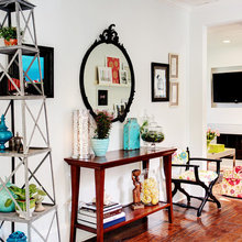Hallways & Decor