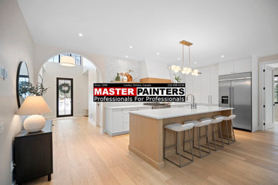 Minimalist home design photo in Toronto