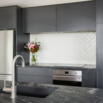 Go matt black kitchen