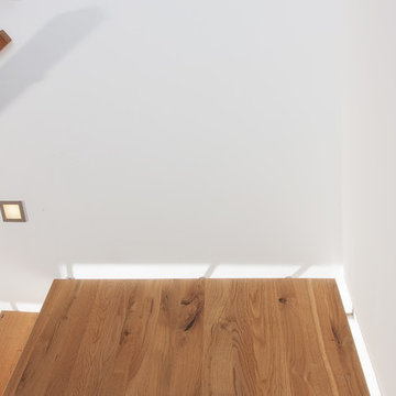 Treppenprojekt 2: Wandbolzen mit Podest Eiche astig geölt