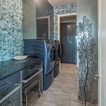 Lakeside Contemporary - Bennington, NE