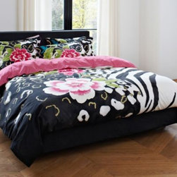 Famous Home Fashion, Inc. - Diaz Comforter Set - Comforters And Comforter Sets