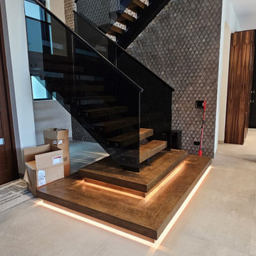 Center Stringer Staircases