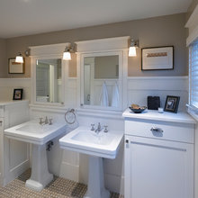 Craftsman Bathroom