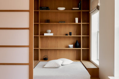 Bedroom - contemporary bedroom idea in New York
