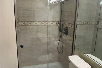 Example of a southwest home design design in Chicago