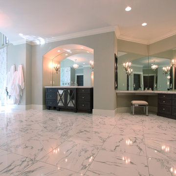 Free Standing Vanity and Make Up Area