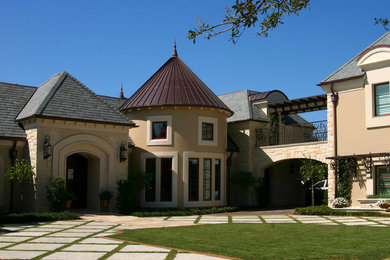 Mountain style entryway photo in Miami