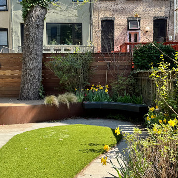 Park Slope curvy garden