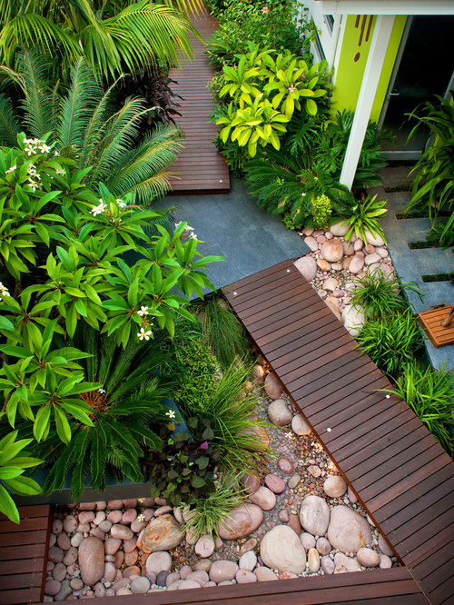 Small Front Yard Landscape Ideas, Designs, Remodels & Photos