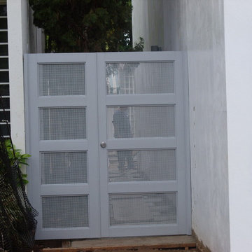 Garage Doors / Puertas de Garage