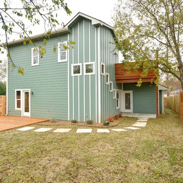 2102 Chestnut Ave.