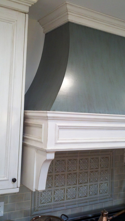 Kitchen Hood In H.B.