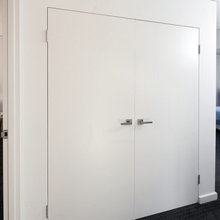 door hinges and doors