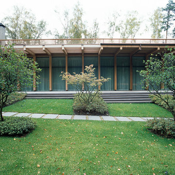 f house