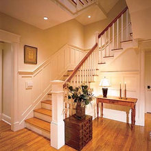 Foyer/Wainscotting