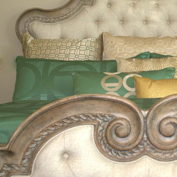 EMERALD ELEGANCE