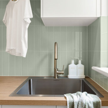 Contemporary Joslin Ensuite, Laundry & Bathroom Renovation