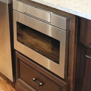 Taylor Ridge, IL- Traditional Kitchen in a Rustic Setting