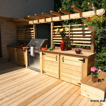 Large Patio with Outdoor BBQ and Hot Tub