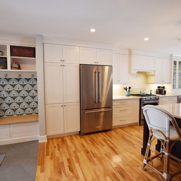 Transitional Kitchen in Ottawa, Ontario