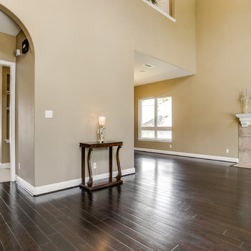 Up-Scale Traditional Home, Desoto