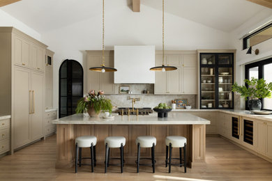 Inspiration for a transitional kitchen remodel in Phoenix