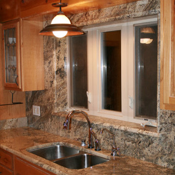 Cozy Cabin Kitchen- Netuno Bordeaux