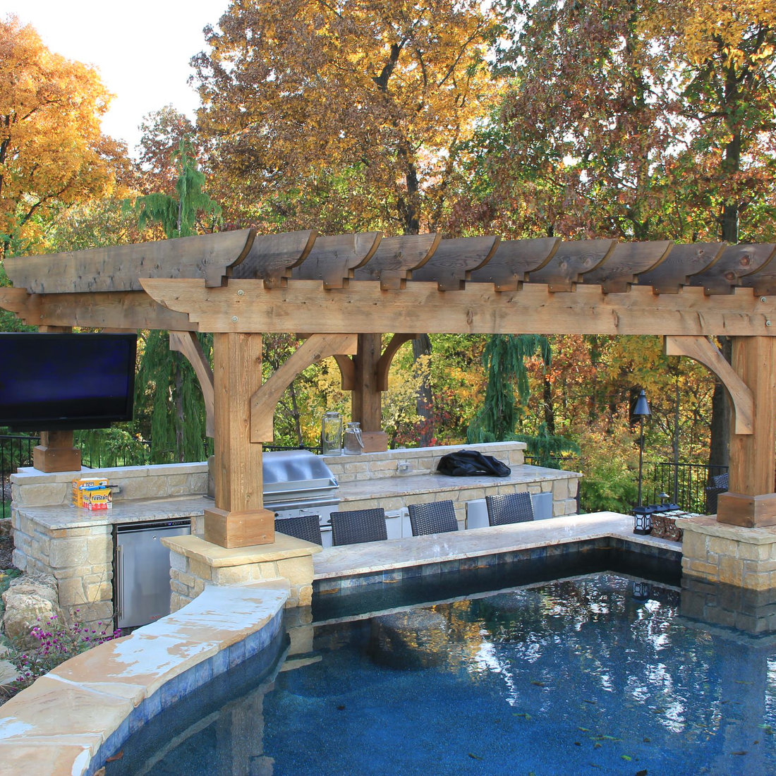 Custom Deck, Outdoor Kitchen & Pergola