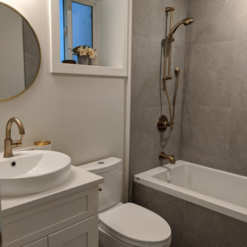 Modern Minimalist Bathrooms in Deep Cove