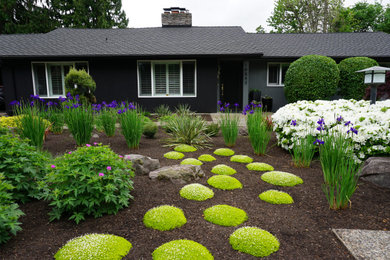 Design ideas for a midcentury garden in Portland.