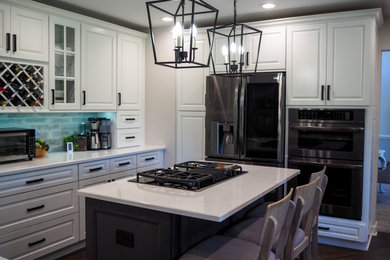 Example of a transitional kitchen design in Chicago