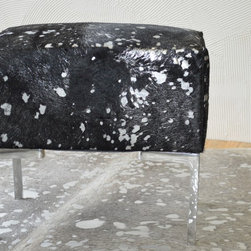 Custom ottoman - Products