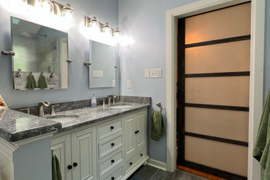 Inspiration for a 1950s bathroom remodel in Richmond