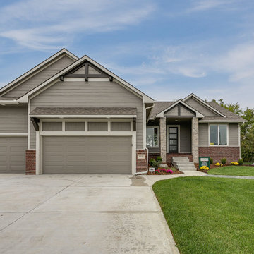 Paul Gray Homes 916 Ledgestone