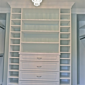 Master Walk-in