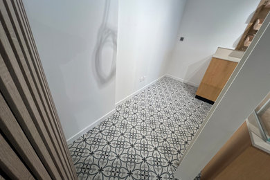 création d'une salle de bain transformation d'espace et pose de carrelage parque