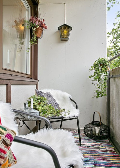 Кантри Балкон и лоджия by Harmoniska Hem & Tr&auml;dg&aring;rdar