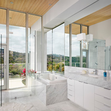 Lakeshore Residence