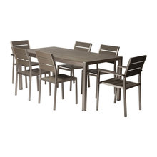 Outdoor Dining Tables