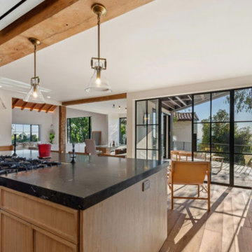 Hollywood Sign House for 2 Actors