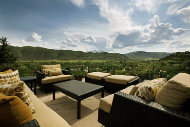 Deck - contemporary deck idea in Denver